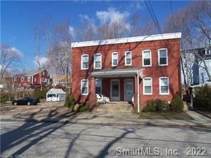 4 Morton Ave unit 2, Pawcatuck, CT 06379 - photo 1