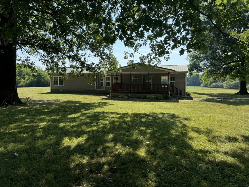496 Knight Campground Rd, Shelbyville, TN 37160 - photo 1