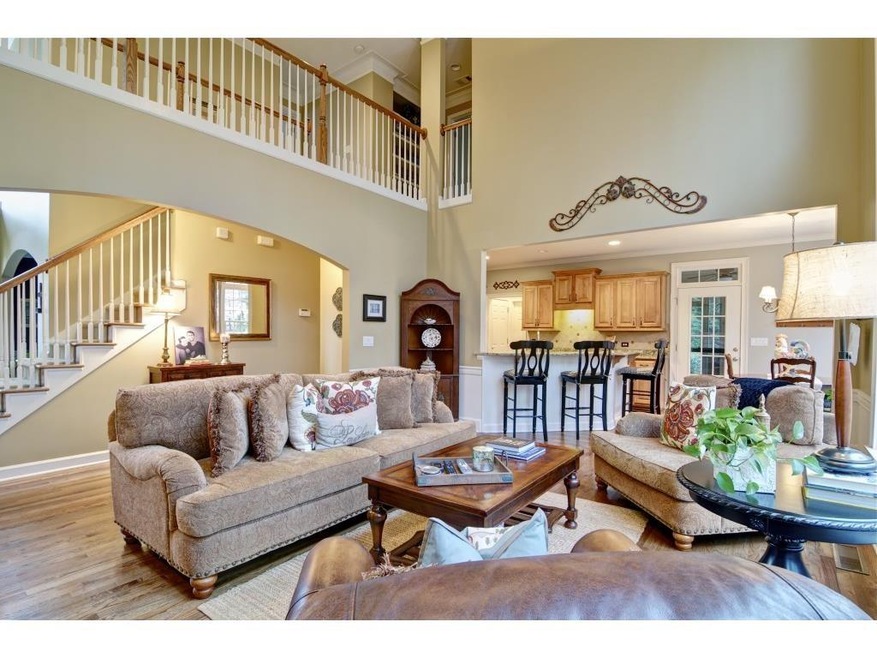 249 Cedarhurst Dr, Canton, GA 30115 - photo 1