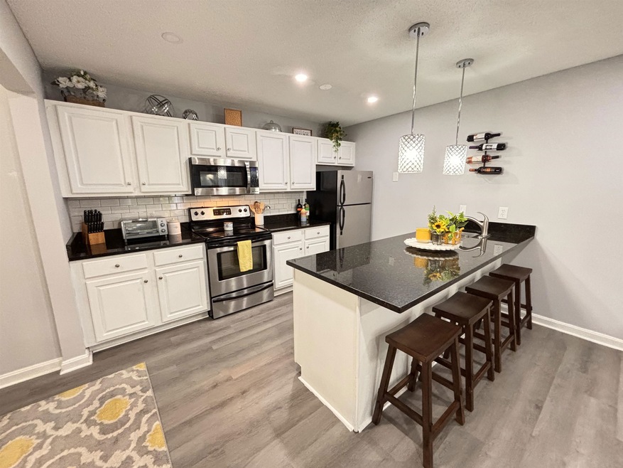 Sold $262,000 • Co-Listing Agent