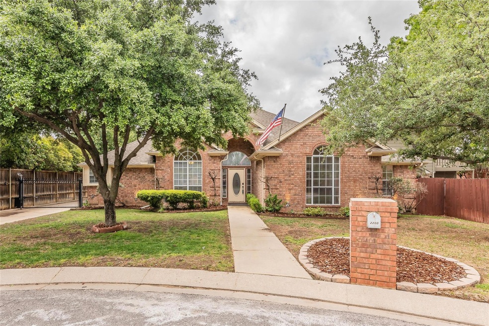 2200 Long Shadow Ct, Colleyville, TX 76034 - photo 1