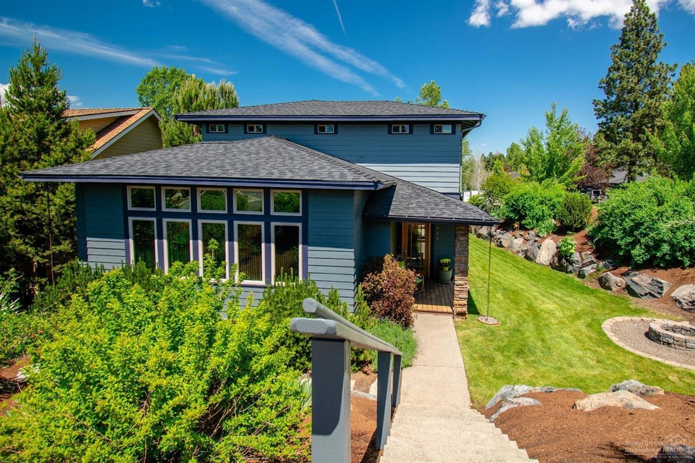 2904 NW Wild Meadow Dr, Bend, OR 97701 - photo 1