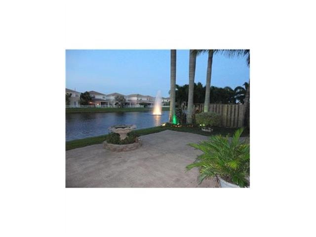 11329 NW 46th Ln, Doral, FL 33178 - photo 1