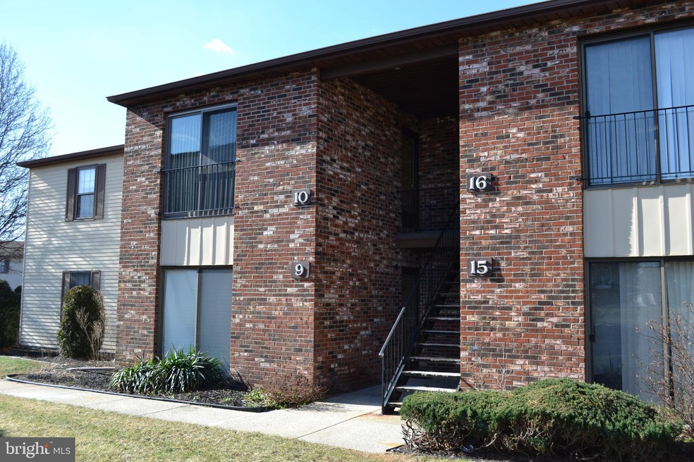 10 Brighton Place unit C4, Sewell, NJ 08080 - photo 1