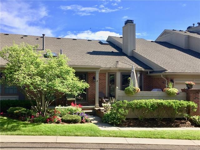 Beautiful ranch with finished Lower Level