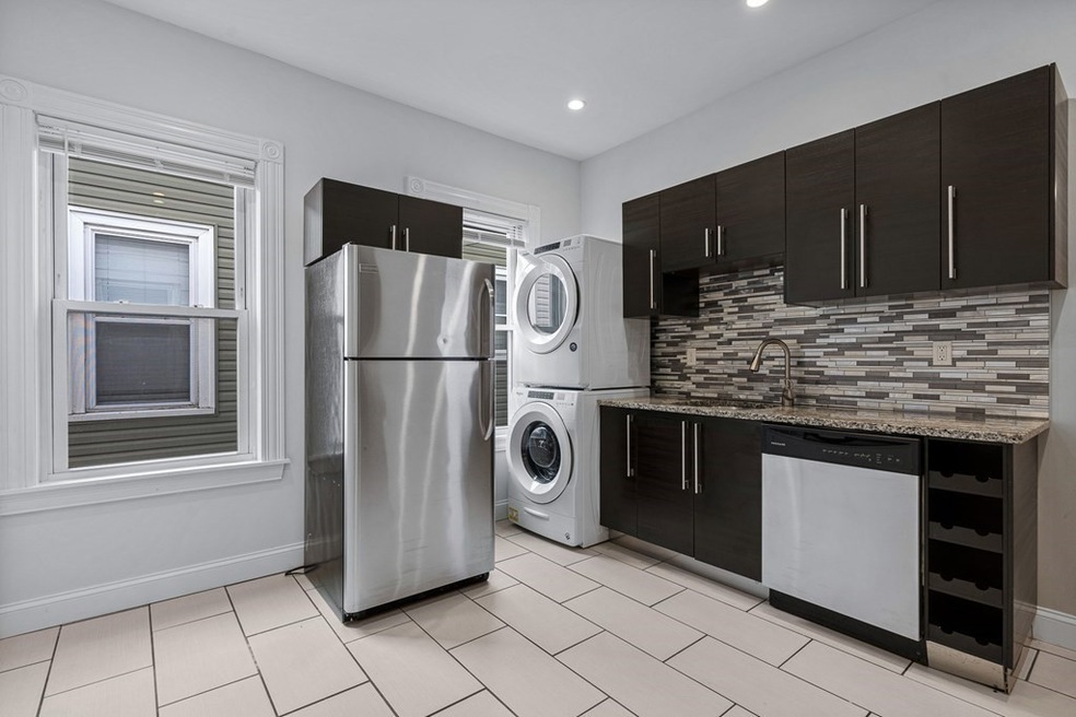 35 Harbor View unit 3, Boston, MA 02125 - photo 1