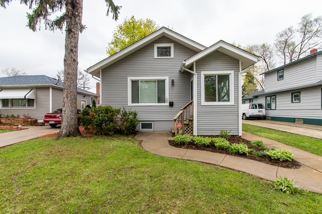 337 Judge Ave, Waukegan, IL 60085 - photo 1