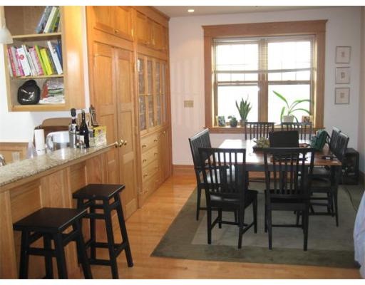 145 Longwood Ave unit 3, Brookline, MA 02446 - photo 1