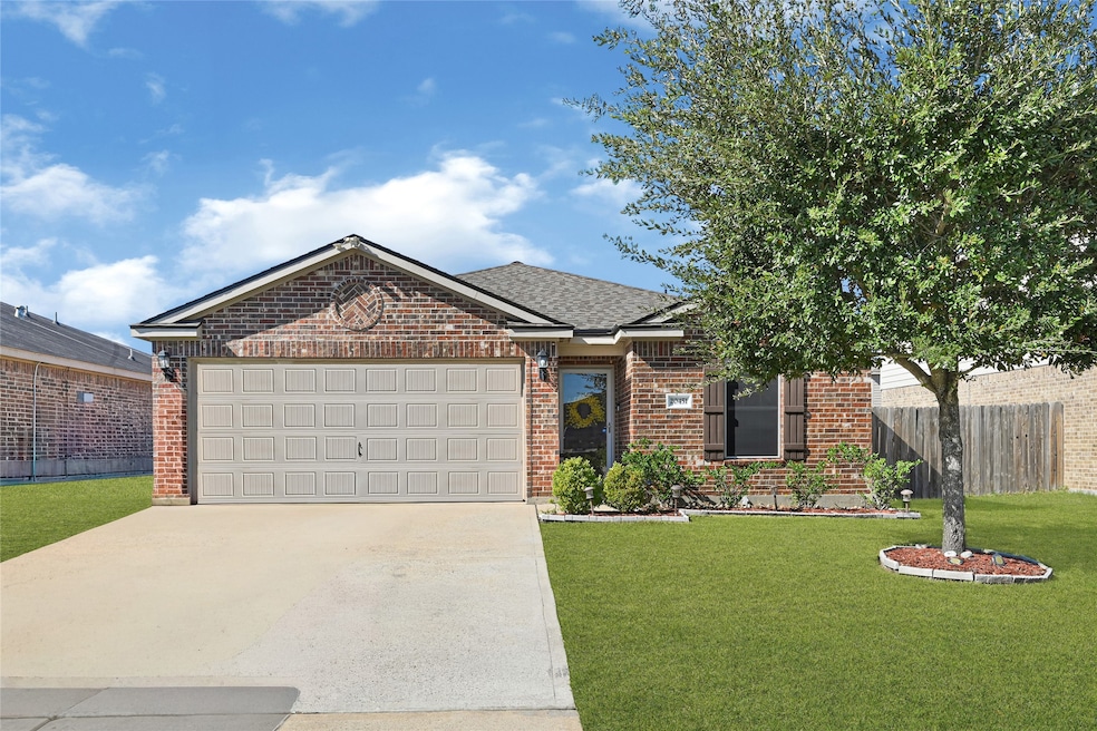 20451 Moon Walk Dr, Humble, TX 77338 - photo 1