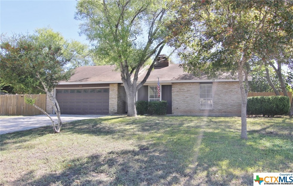 1314 Fieldcrest, New Braunfels, TX 78130 - photo 1
