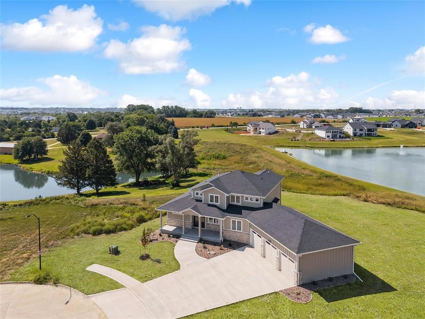 4644 176th Ct, Urbandale, IA 50323 - photo 1