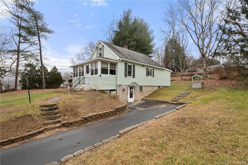 160 Willimantic Rd, Baltic, CT 06330 - photo 1