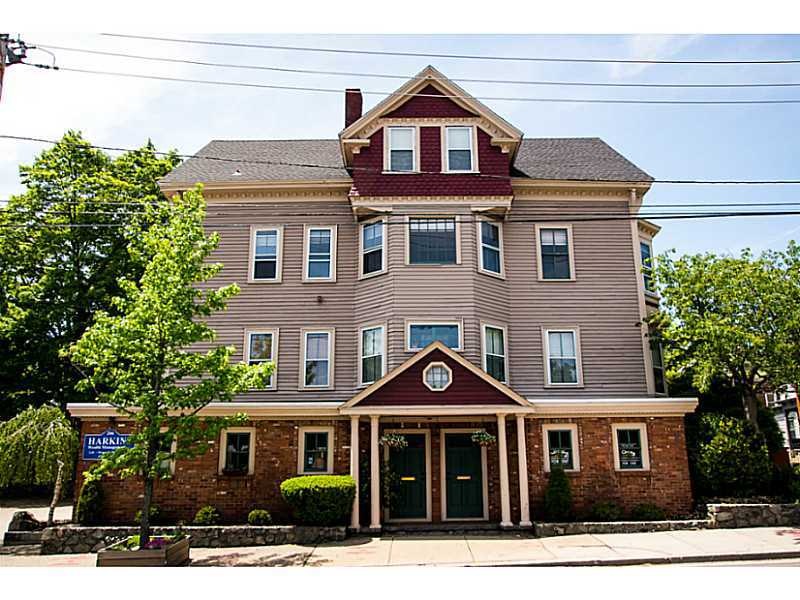 63 Pitman St unit 2, Providence, RI 02906 - photo 1