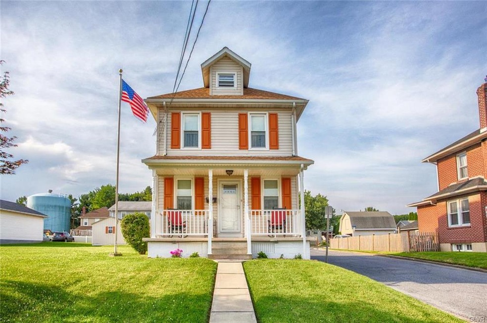 700 Seip Ave, Nazareth, PA 18064 - photo 1