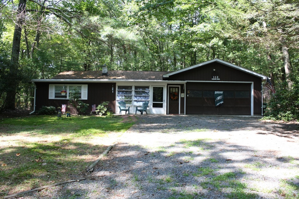 112 Woodlyn Dr, Hawley, PA 18428 - photo 1