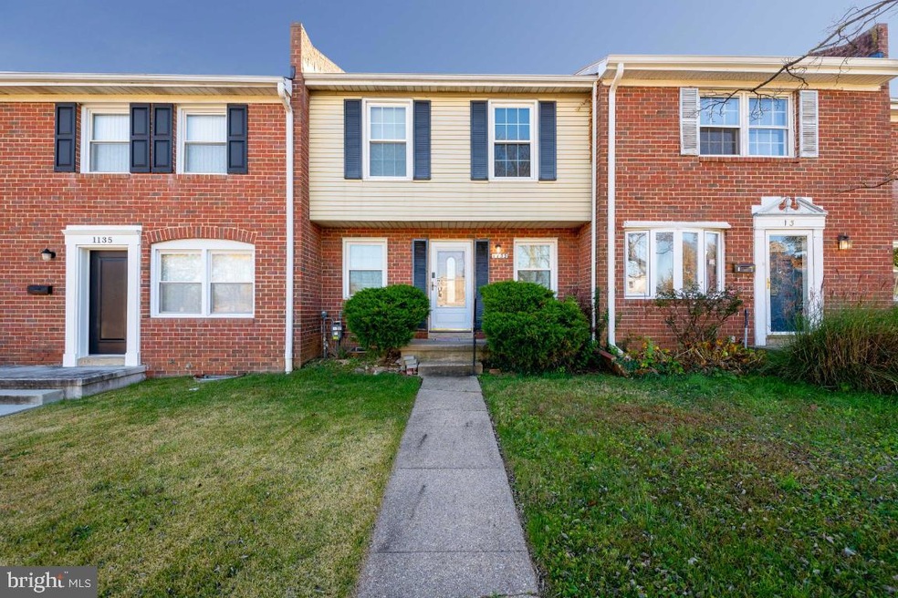 1133 Pelham Wood Rd, Parkville, MD 21234 - photo 1