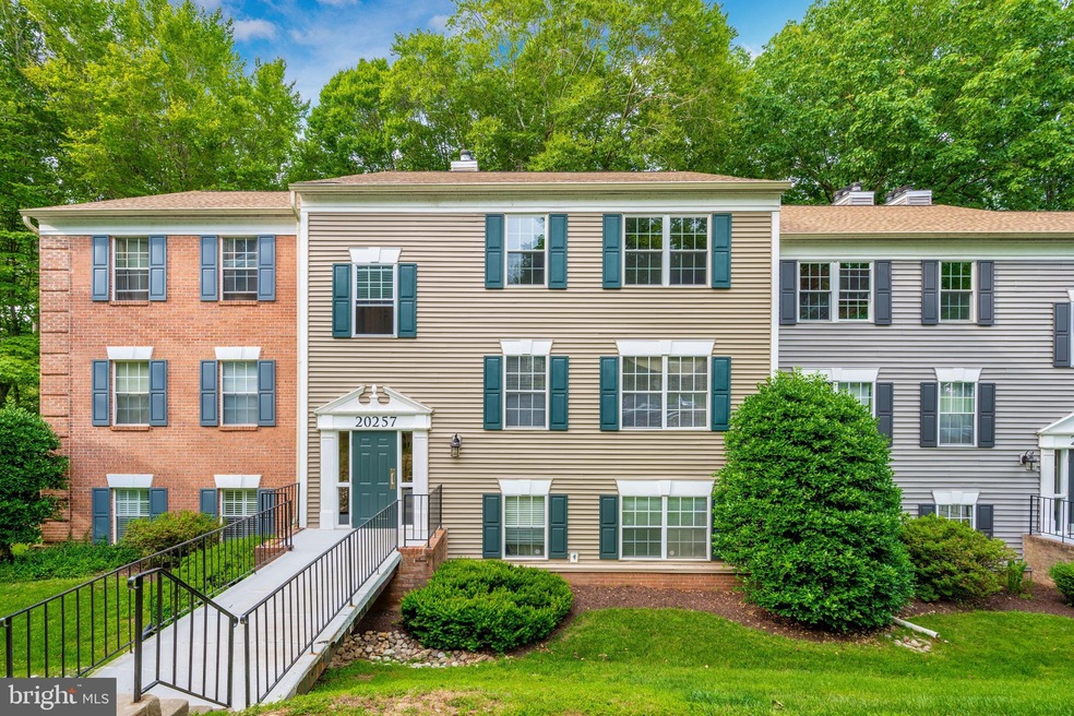 20257 Shipley Terrace unit 5-A-101, Germantown, MD 20874 - photo 1