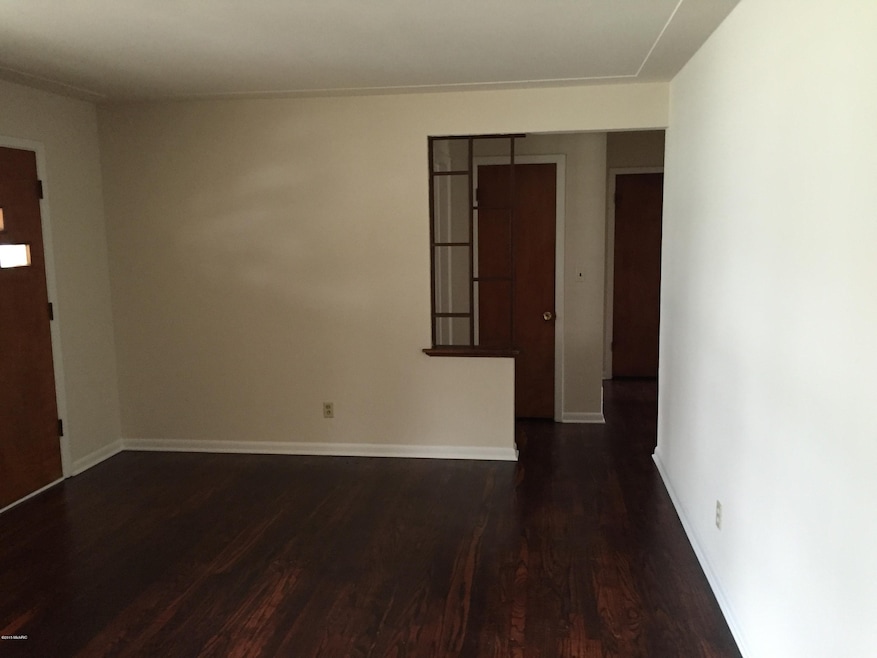 525 Hunt St, Lowell, MI 49331 - photo 1