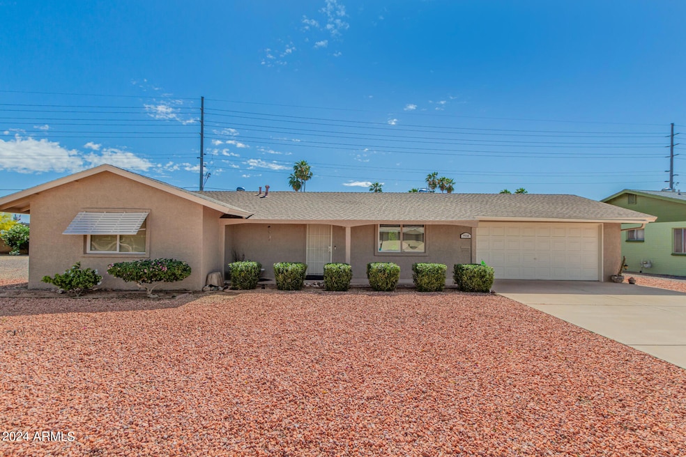 9908 W Crosby Cir N, Sun City, AZ 85351 - photo 1