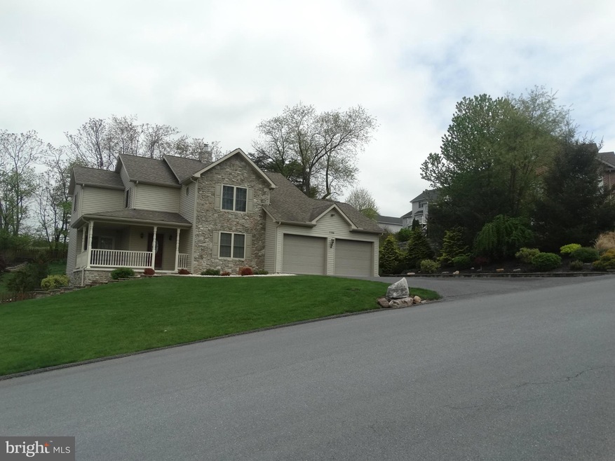 1725 Bell Ave, Chambersburg, PA 17202 - photo 1