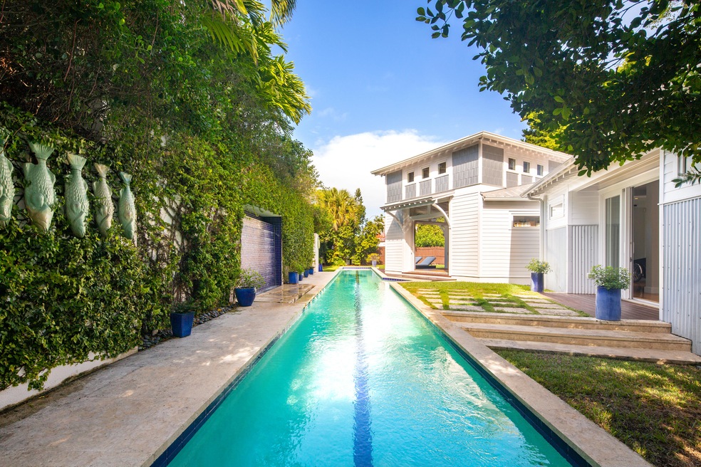911 Watson, Key West FL 33040