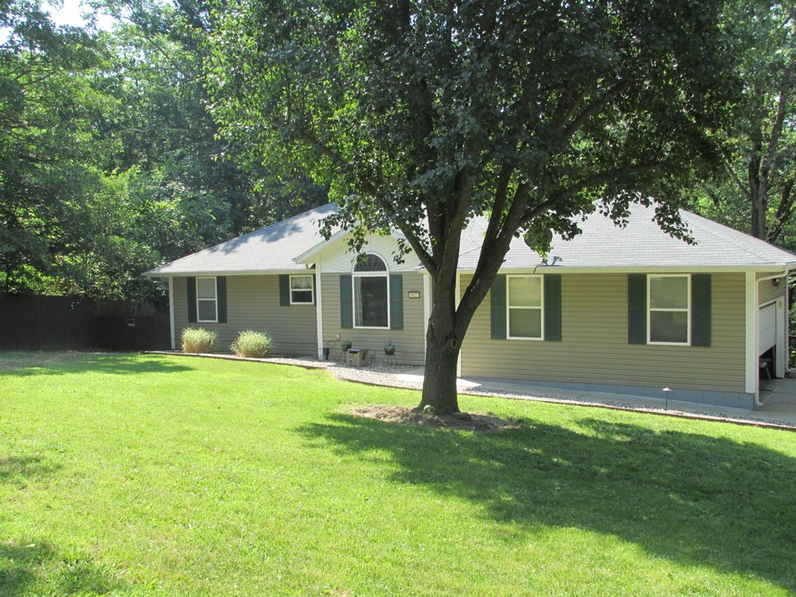 802 N 43rd St, Nixa, MO 65714 - photo 1