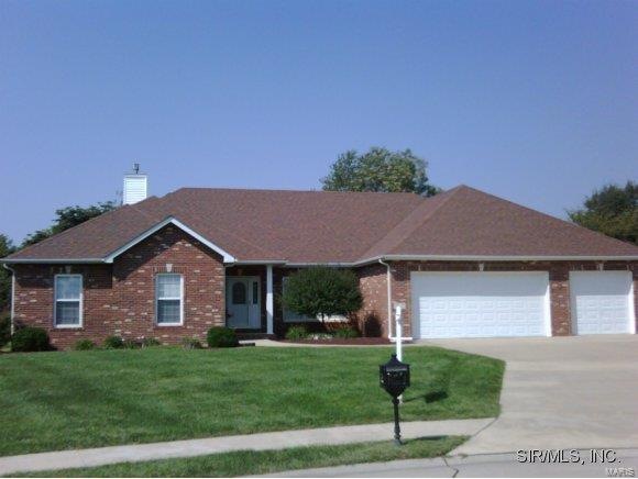 34 Foxmoor Dr, Maryville, IL 62062 - photo 1