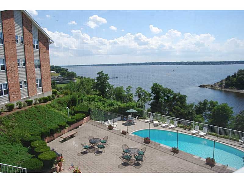 33 Bullocks Point Ave unit 1B, Riverside, RI 02915 - photo 1