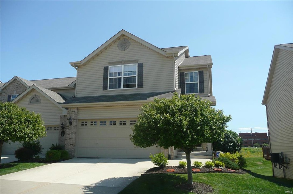 6840 Hampshire Ct, Maryville, IL 62062 - photo 1