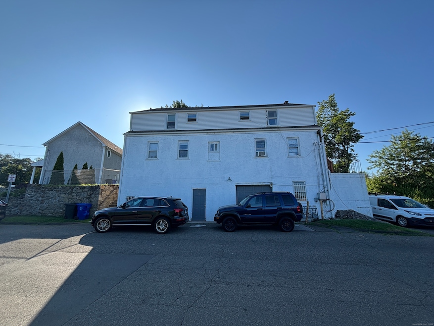 55 Bouton St unit 1, Norwalk, CT 06854 - photo 1