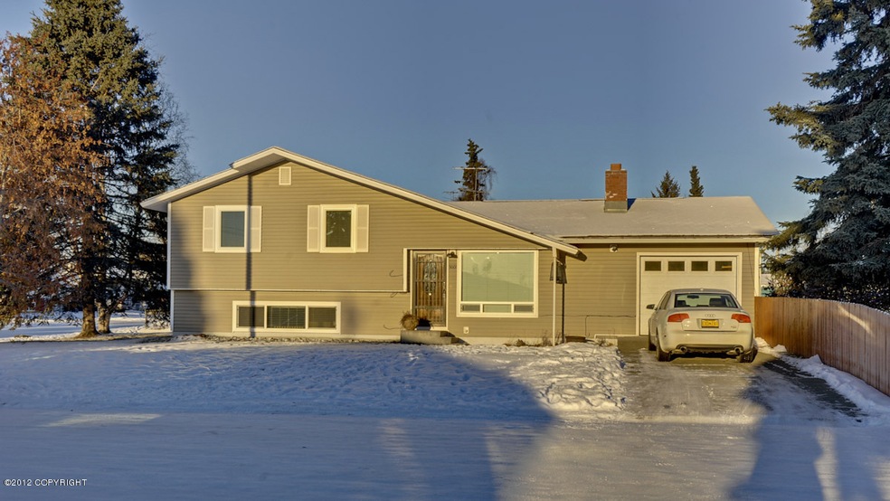 Curb appeal & corner lot!