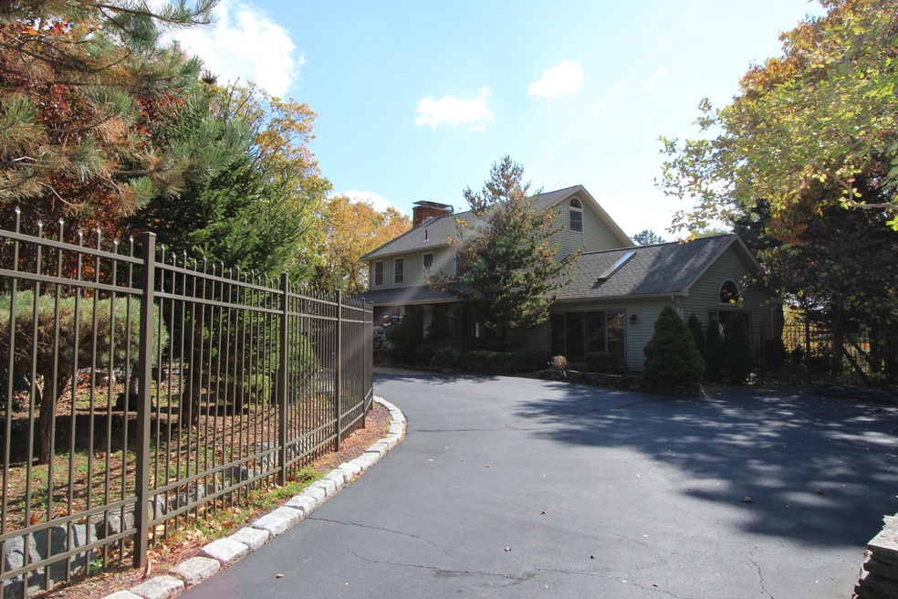 0 Schocopee Rd, Milford Township, PA 18337 - photo 1