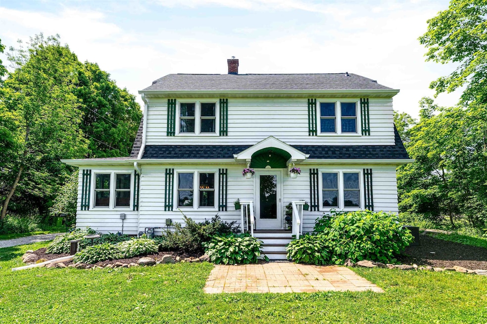 For Sale $415,000 • Co-Listing Agent