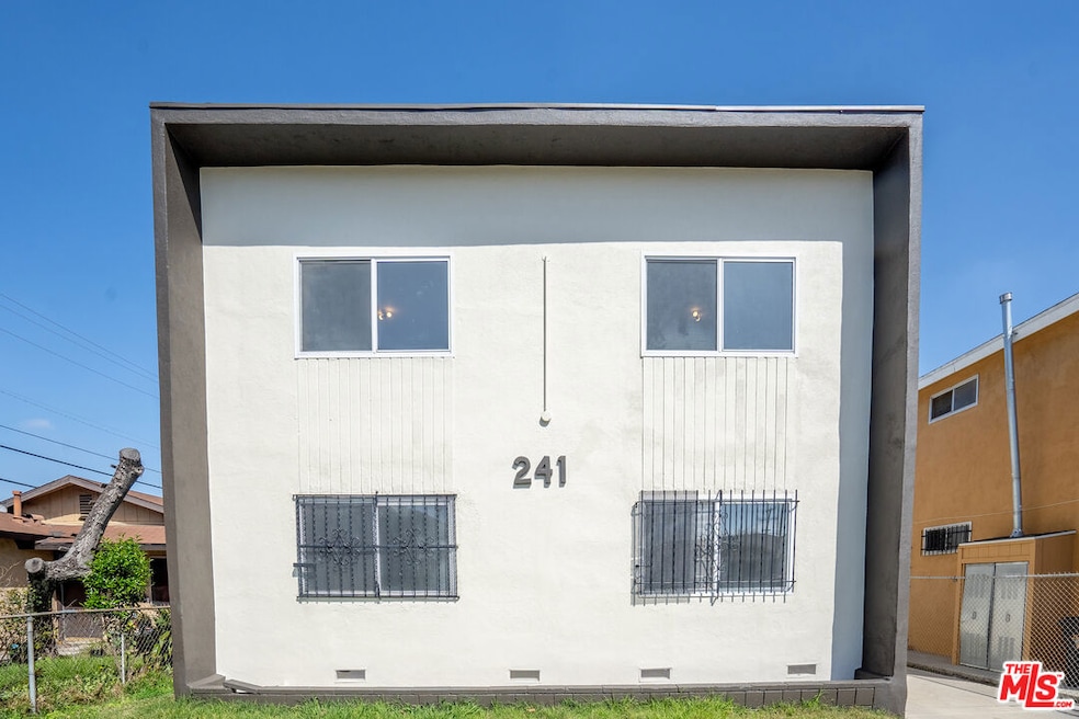 241 W 84th St unit 2, Los Angeles, CA 90003 - photo 1