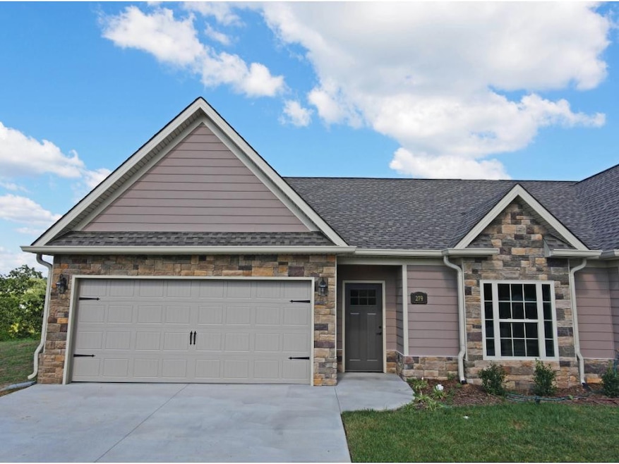 187 Baileigh Lyn Loop unit 187, Jonesborough, TN 37659 - photo 1