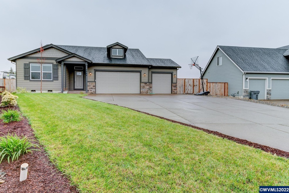 2980 Clearwater Dr NE, Albany, OR 97321 - photo 1