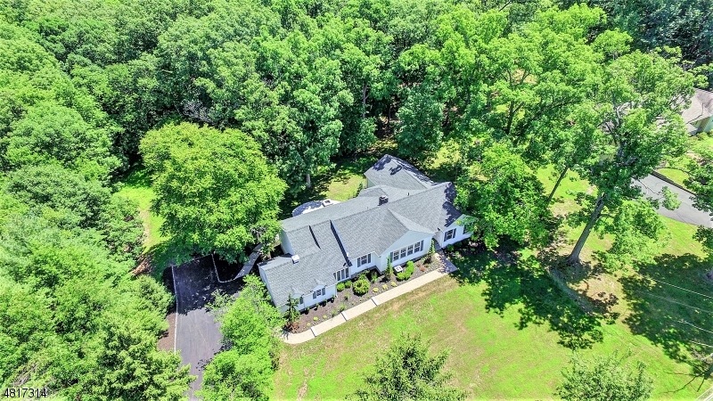 97 Anderson Rd, Watchung, NJ 07069 - photo 1