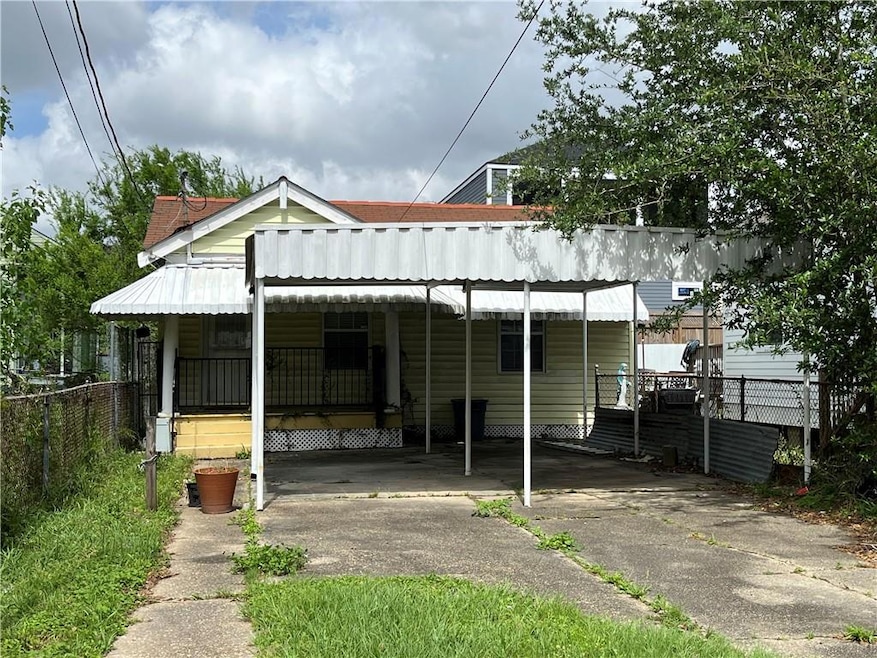 2635 Saint Philip St, New Orleans, LA 70119 - photo 1