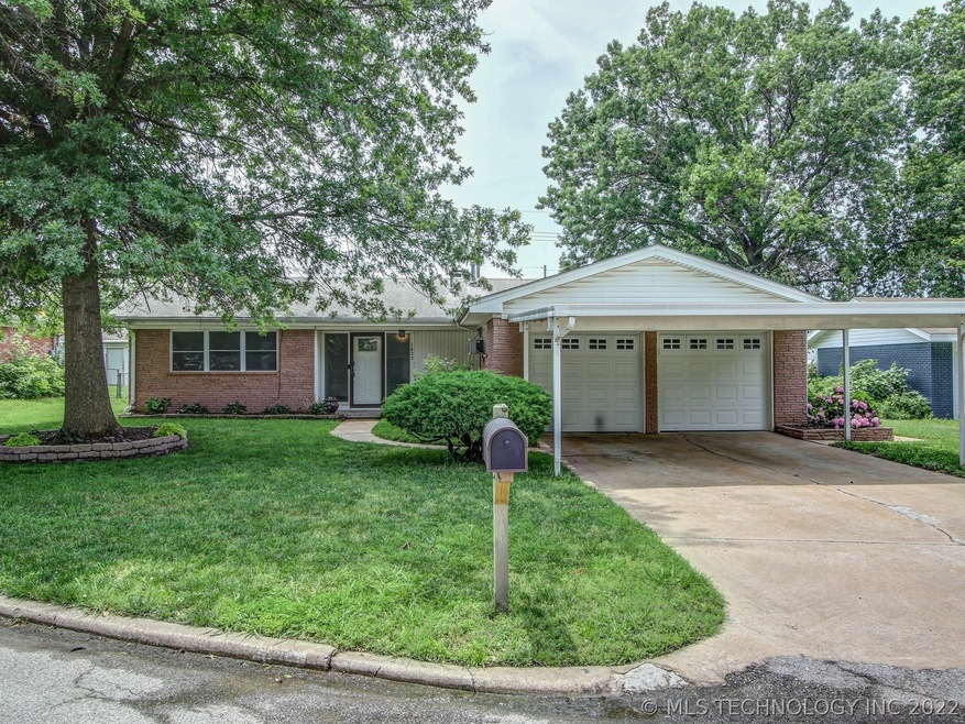 1822 S Elm Ave, Broken Arrow, OK 74012 - photo 1