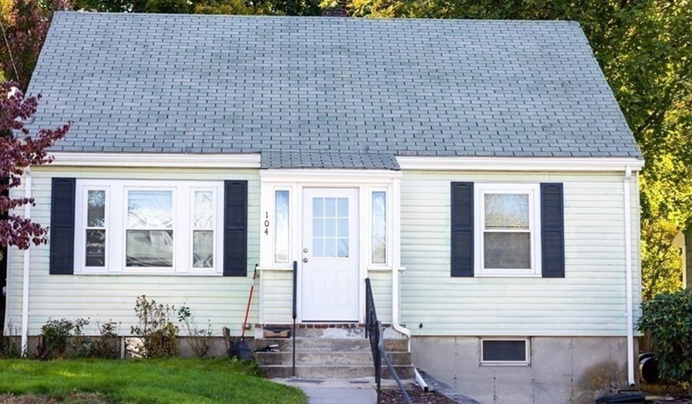 104 Common St, Quincy, MA 02169 - photo 1