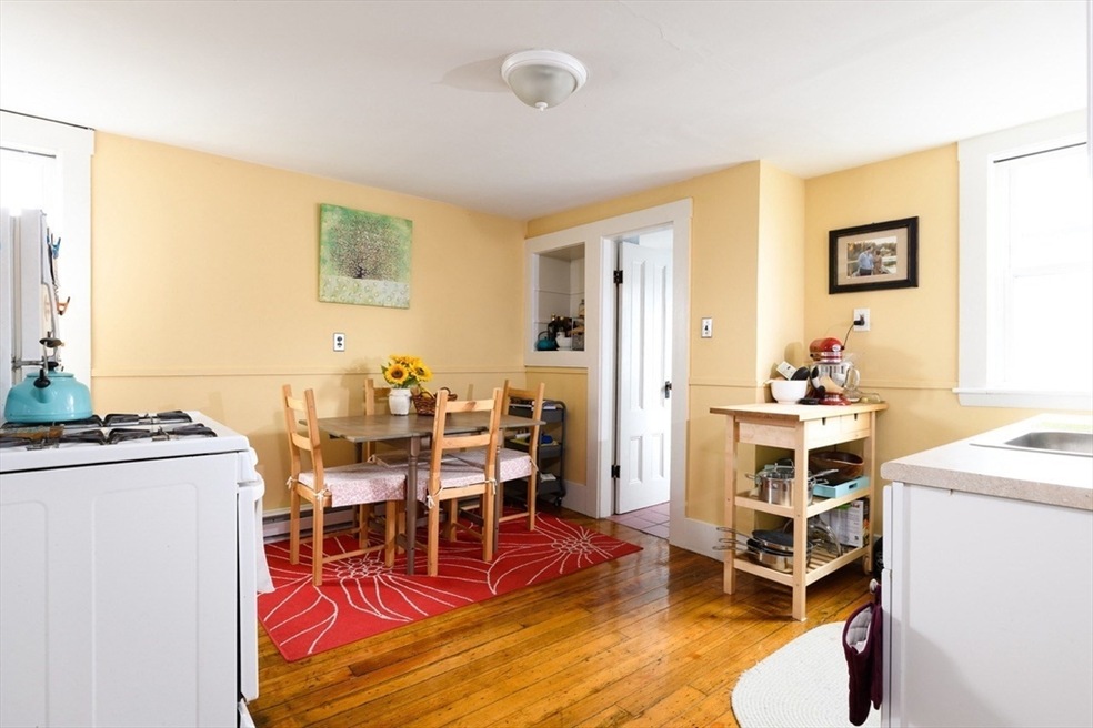195 Hampshire St unit 3, Cambridge, MA 02139 - photo 1