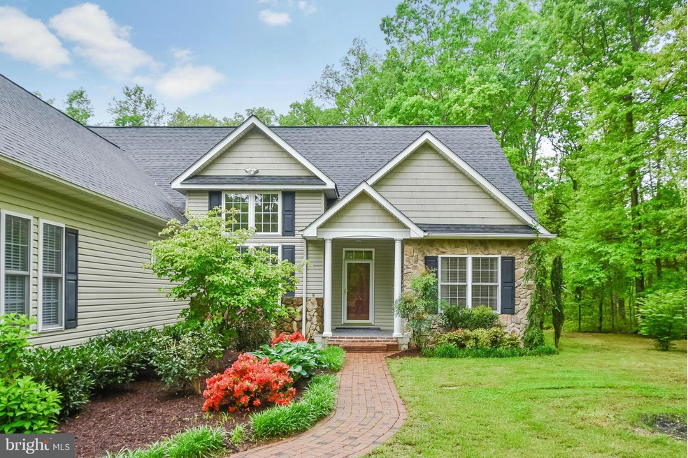 8238 Burr Hill Rd, Rhoadesville, VA 22542 - photo 1