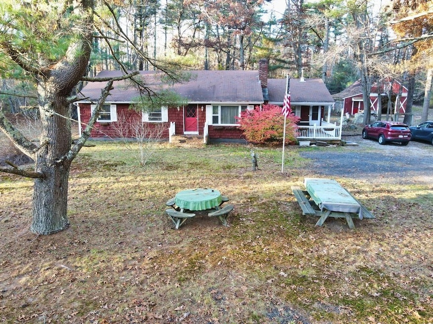 8 Washburn Rd, East Freetown, MA 02717 MLS 73183650