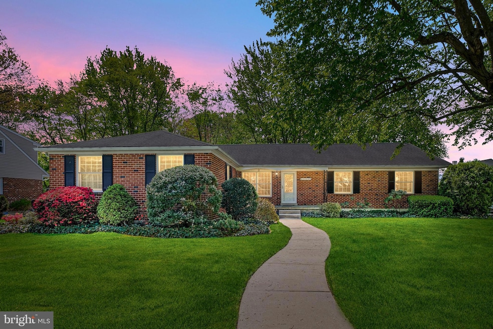 3208 Summerset Rd, Wilmington, DE 19810 - photo 1