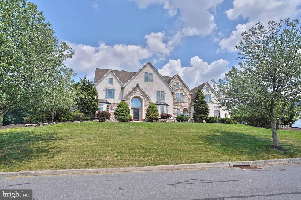 1615 Fieldstone St, Allentown, PA 18106 - photo 1