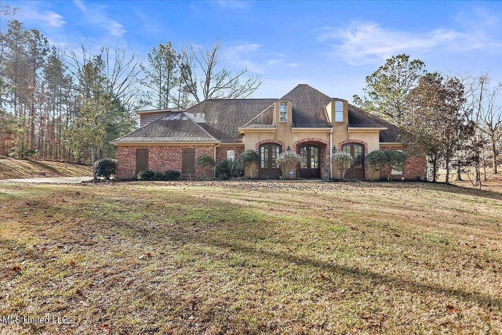 01-106 hunters trail