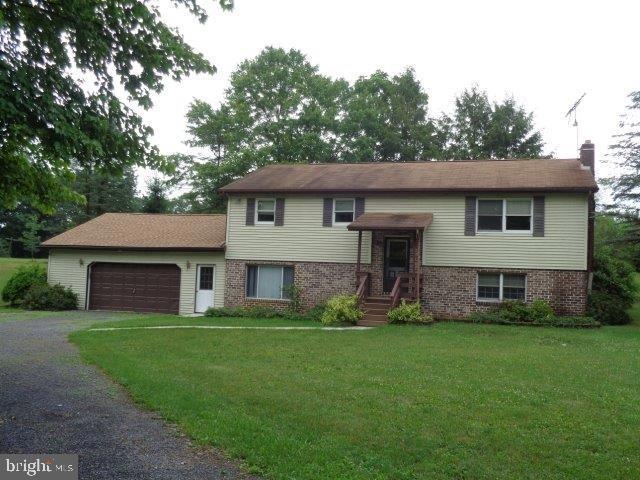 24 Barn Dr, New Bloomfield, PA 17068 - photo 1