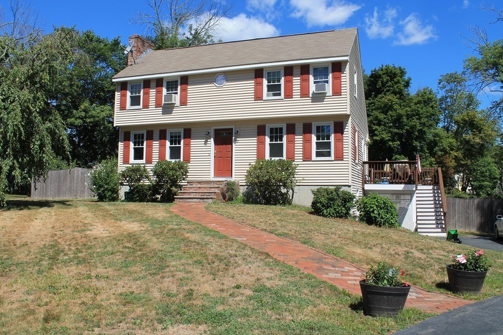 19 Hancock Cir, Methuen, MA 01844 - photo 1