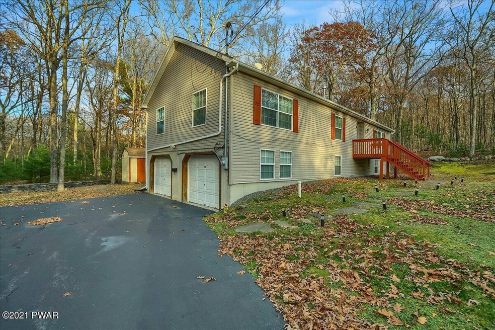 116 Bayberry Dr, Dingmans Ferry, PA 18328 - photo 1