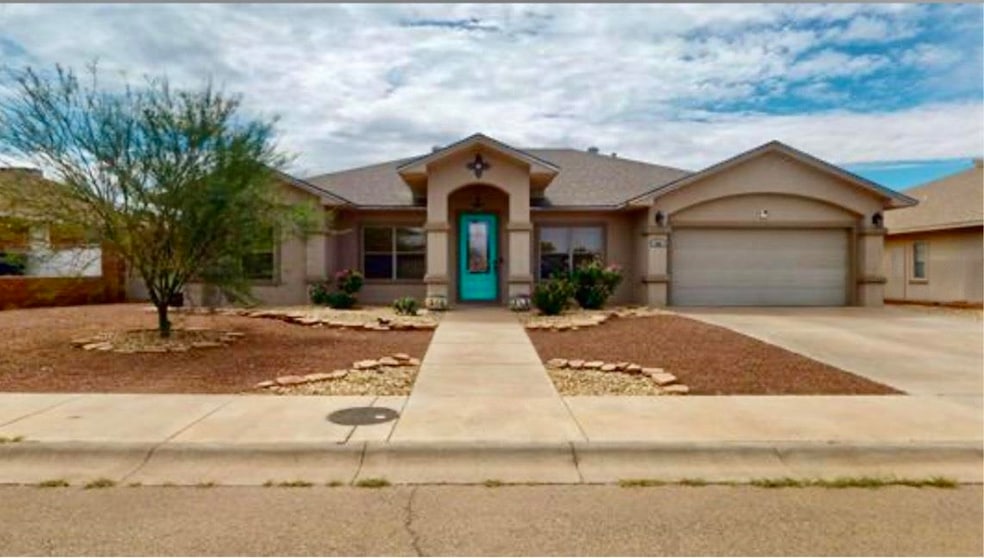 For Sale $379,900 • Co-Listing Agent